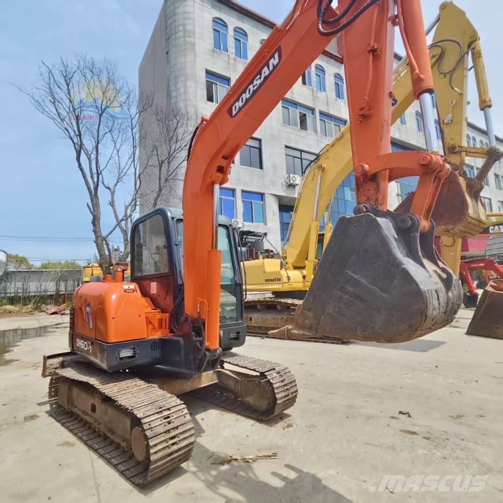 Doosan DH 60-7 小型挖土機/掘鑿機<7t(小型挖掘機)