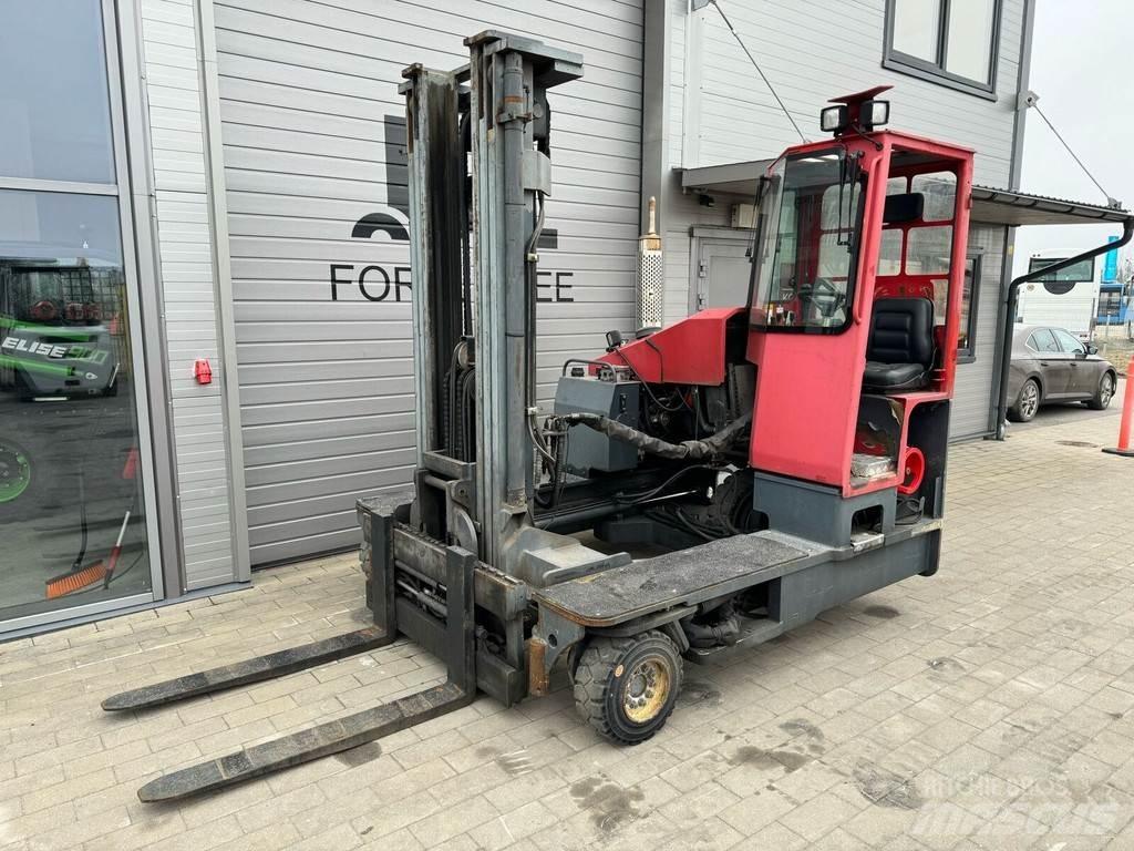 Combilift 4000 鏟裝機