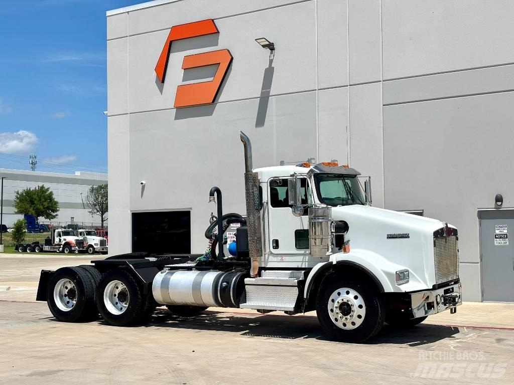 Kenworth T 800 曳引機組件