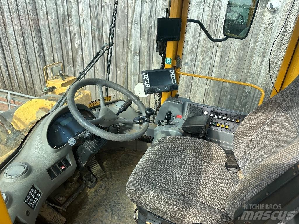 Volvo L 150 E 輪胎式裝載機