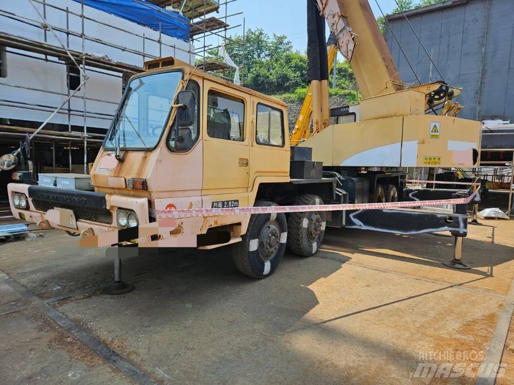 Samsung SC 50 H-2 全路面起重機/吊車
