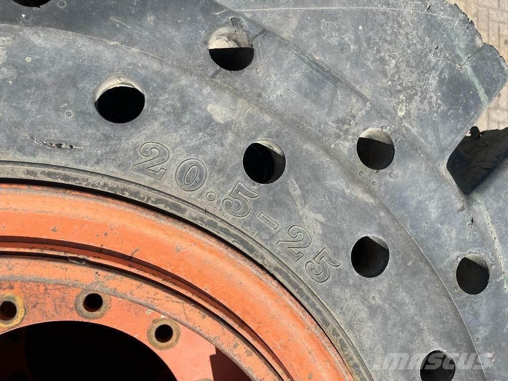 Doosan dl250 輪胎式裝載機