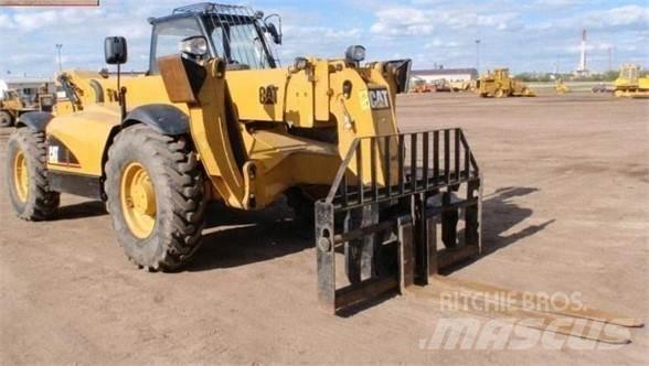 CAT TH560B 伸縮臂操作車