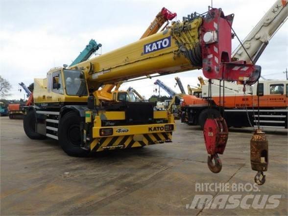 Kato KR65H 越野起重機