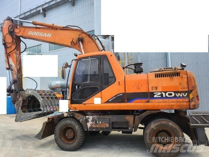 Daewoo Solar 210 W V 旋轉式挖土機/掘鑿機/挖掘機
