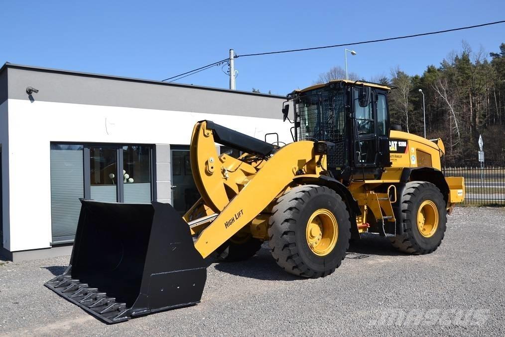 CAT 938 M 輪胎式裝載機