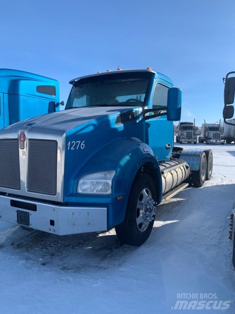 Kenworth T-880 曳引機組件