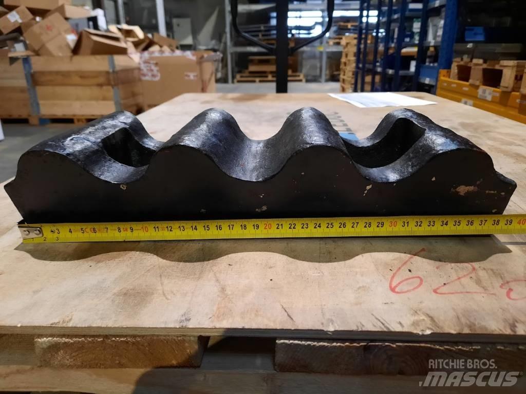 Pegson 800x550 工程軋碎機(壓碎機)