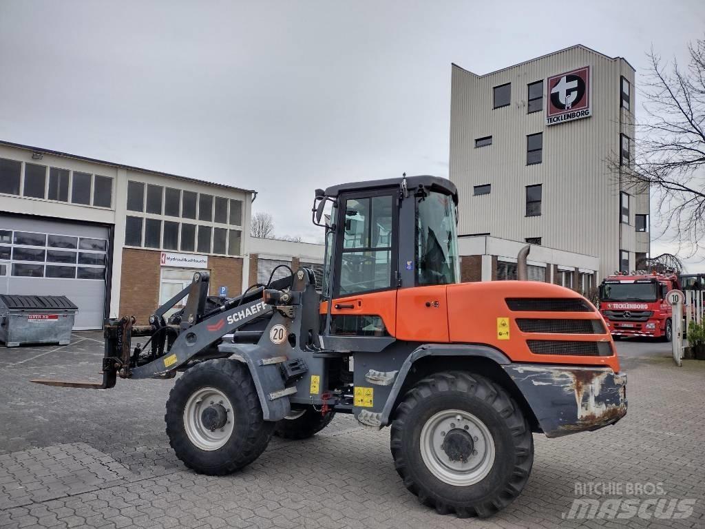Terex Schaeff TL100 輪胎式裝載機