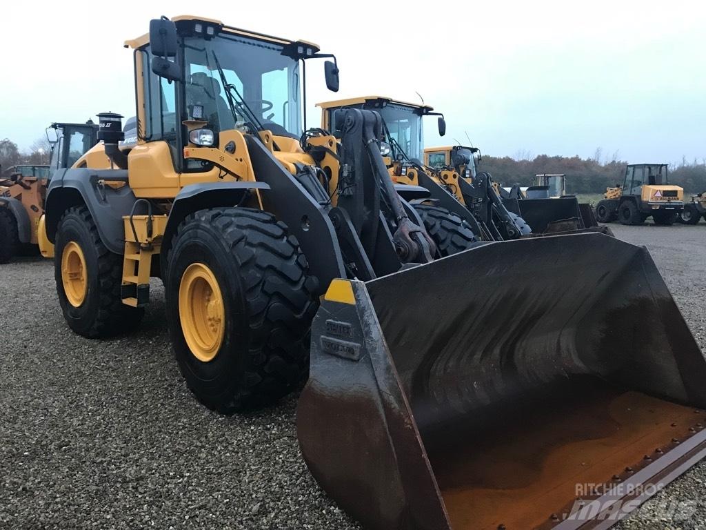 Volvo L120H 輪胎式裝載機