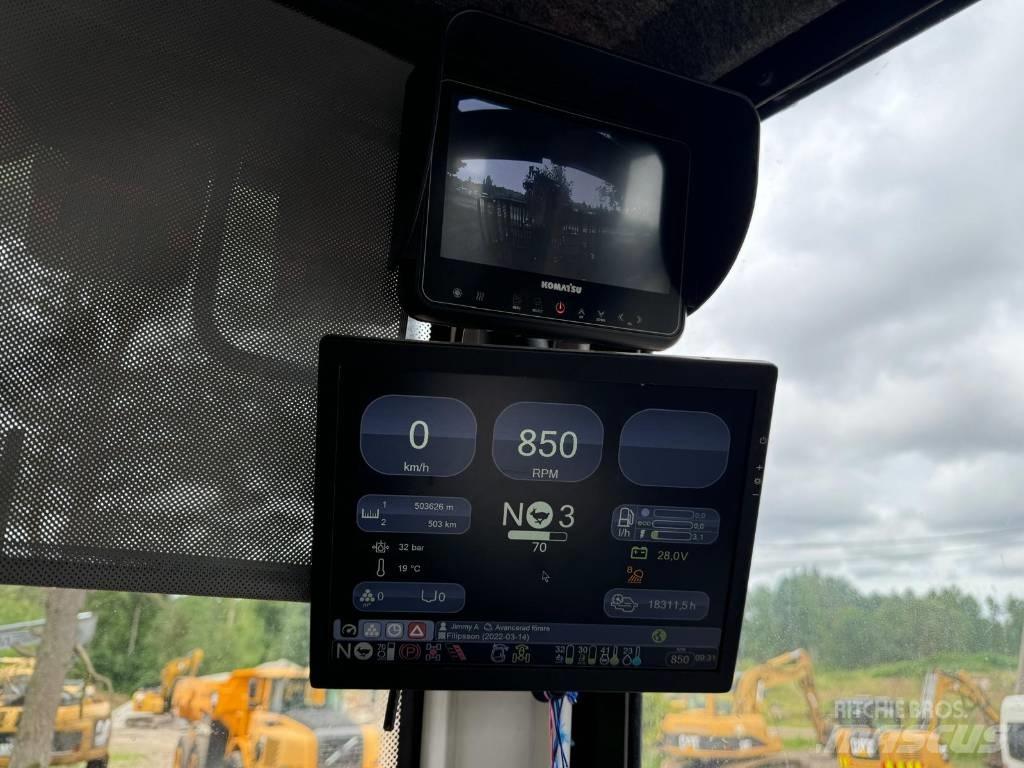 Komatsu 895 集運機