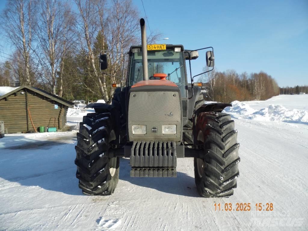 Valtra Valmet 8400 曳引機