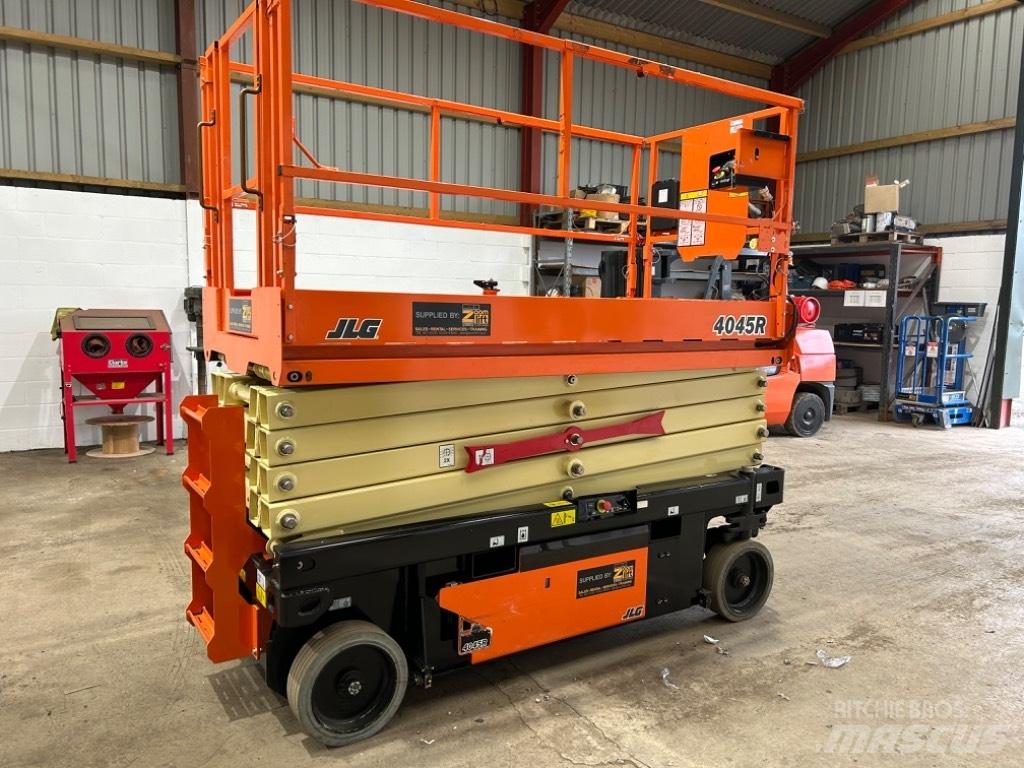 JLG 4045R 剪式升降機