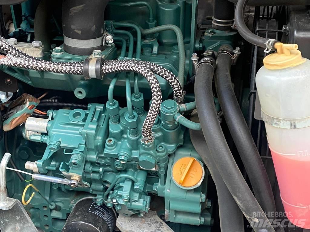 Volvo EC 27 C 小型挖土機/掘鑿機<7t(小型挖掘機)