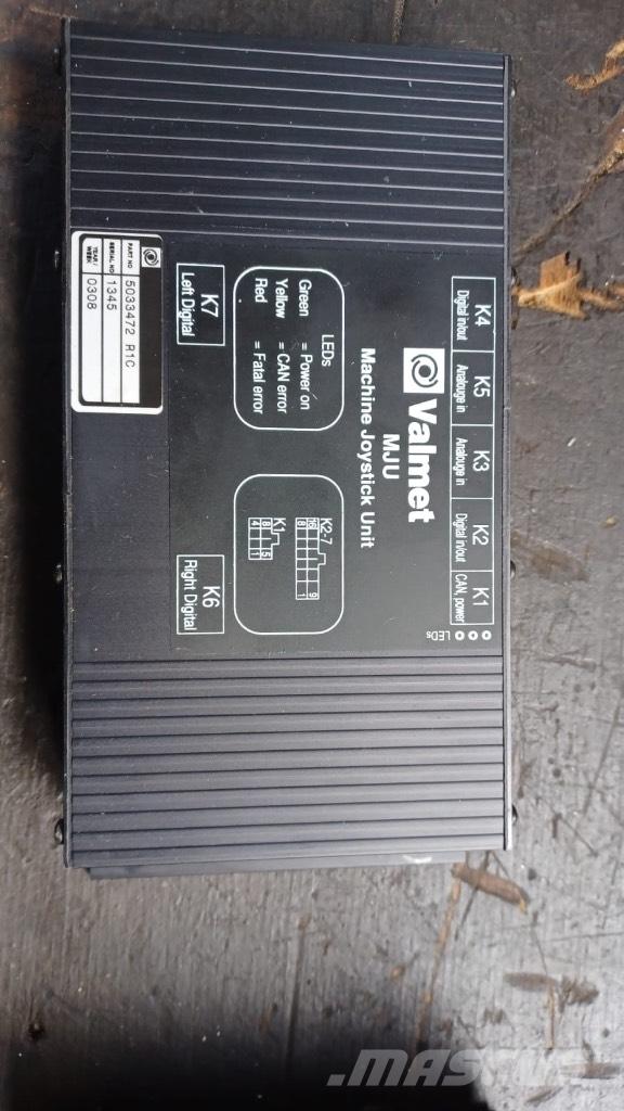 Valmet 911.1 收穫機