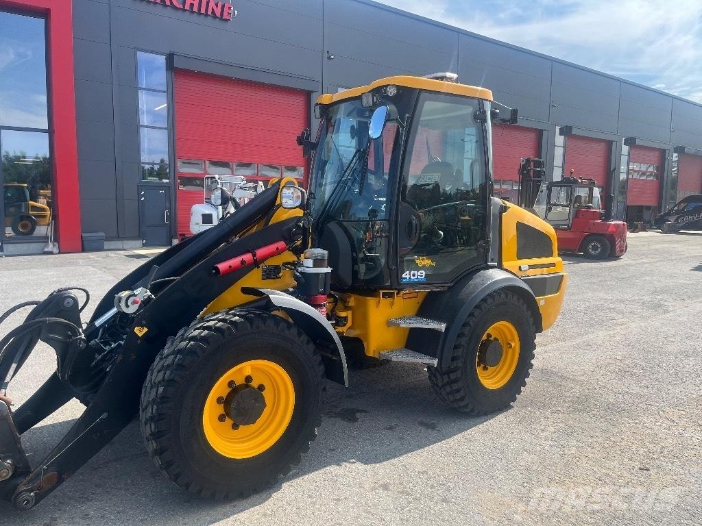 JCB 409 / Myyty, Sold 輪胎式裝載機