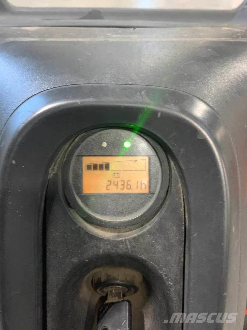 Linde T20 行走控制式堆積機