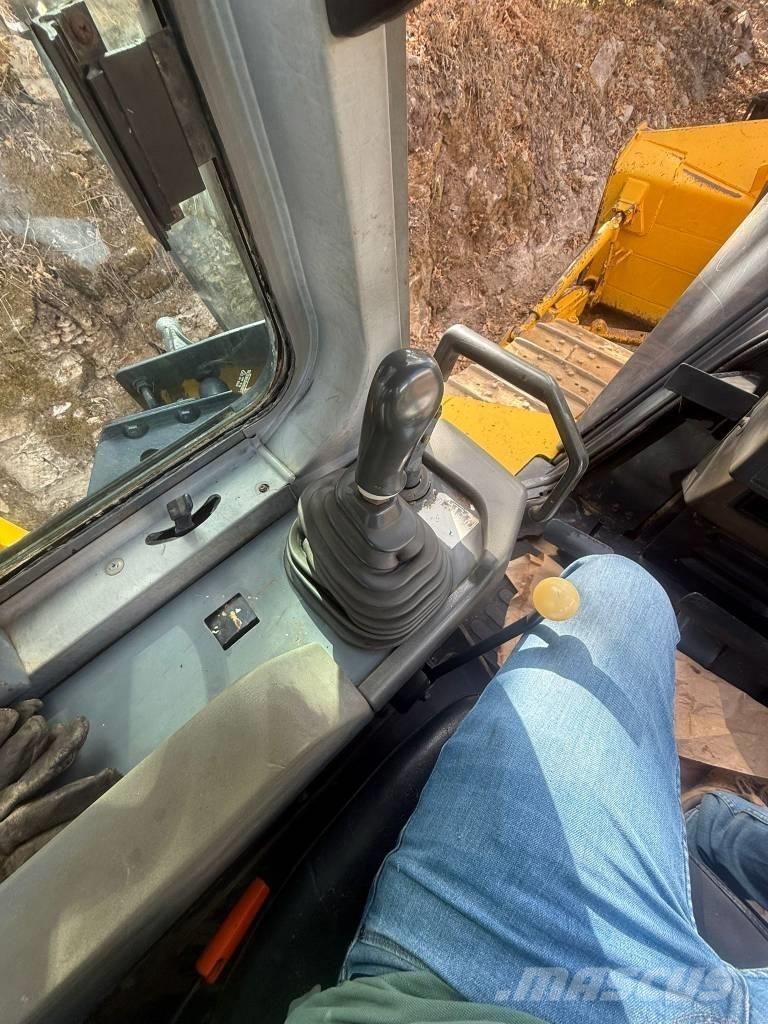 Komatsu D 65 EX 12 履帶推土機