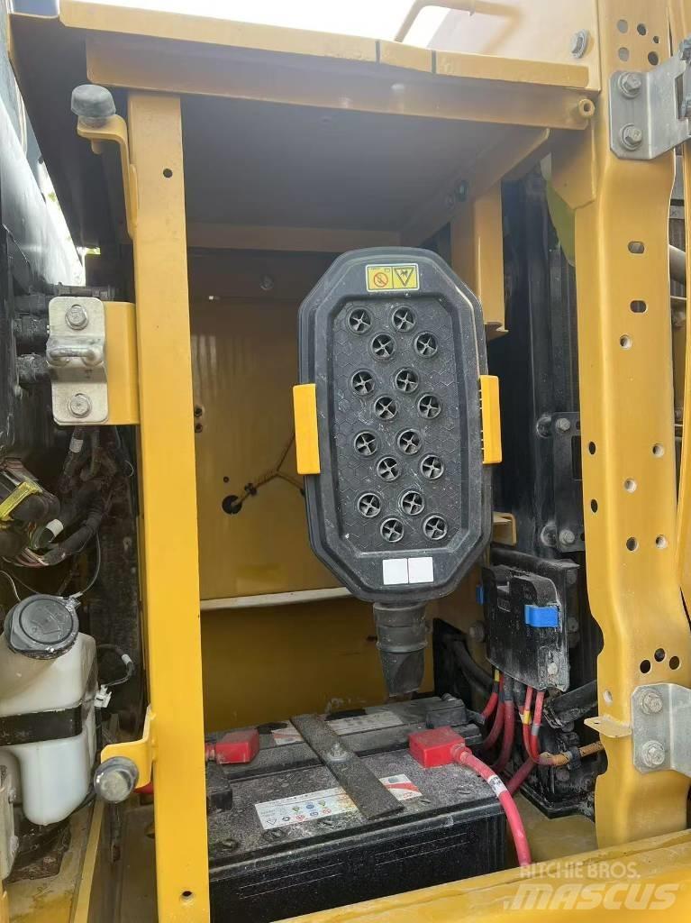 CAT 320 GC 履帶式 挖土機/掘鑿機/挖掘機