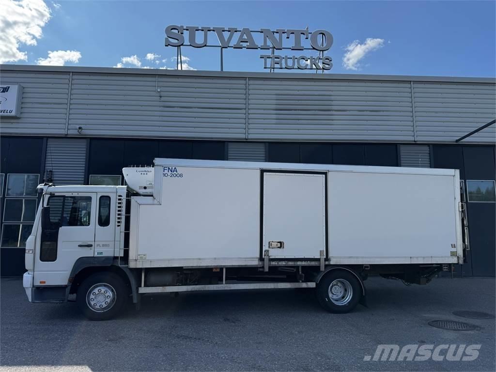 Volvo FL220 貨箱式卡車