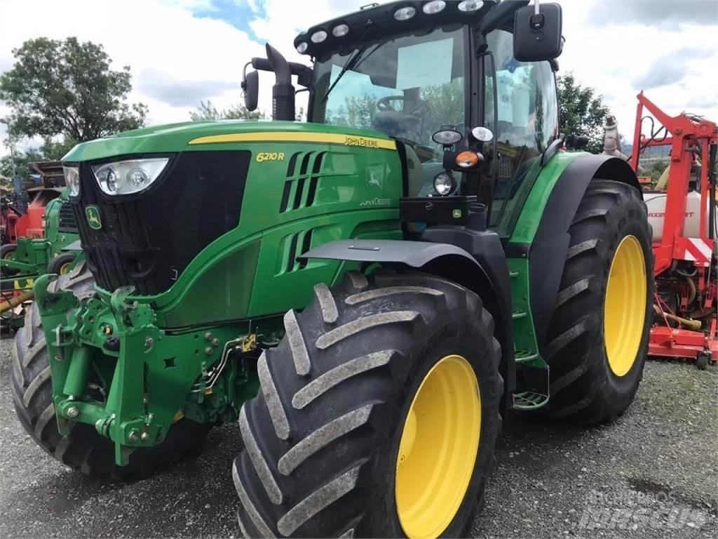 John Deere 6210R 曳引機