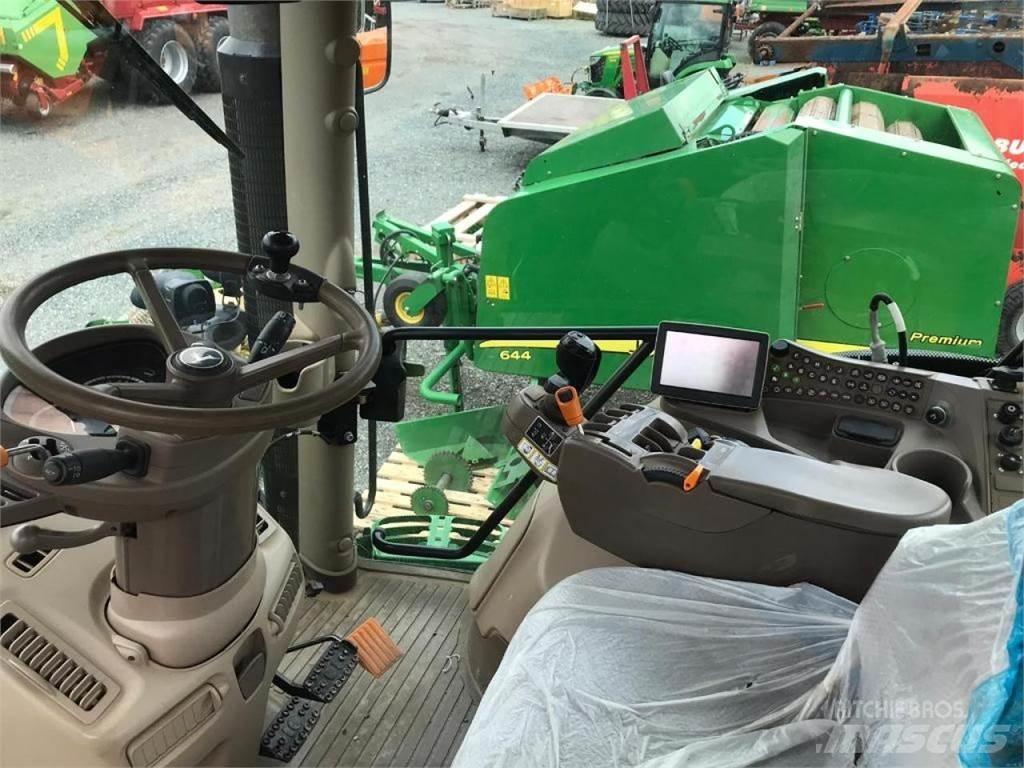 John Deere 6210R 曳引機