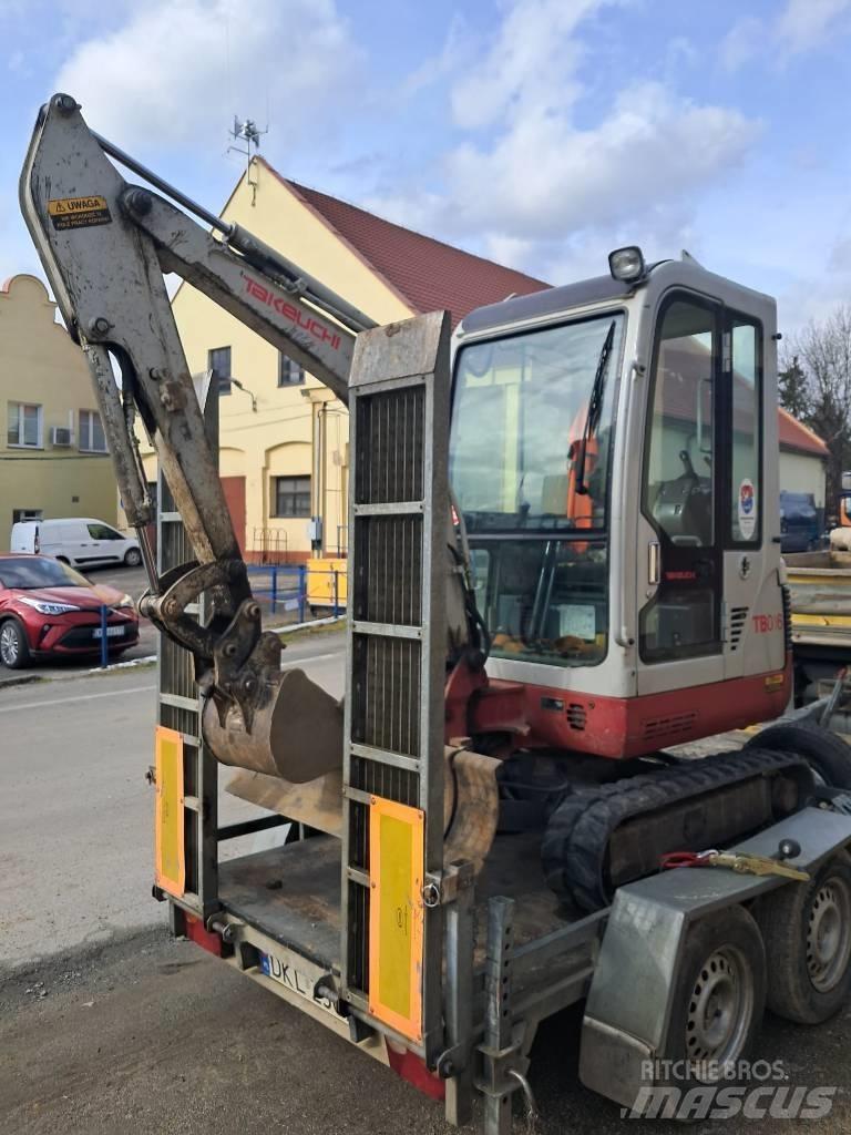 Takeuchi TB016 小型挖土機/掘鑿機<7t(小型挖掘機)