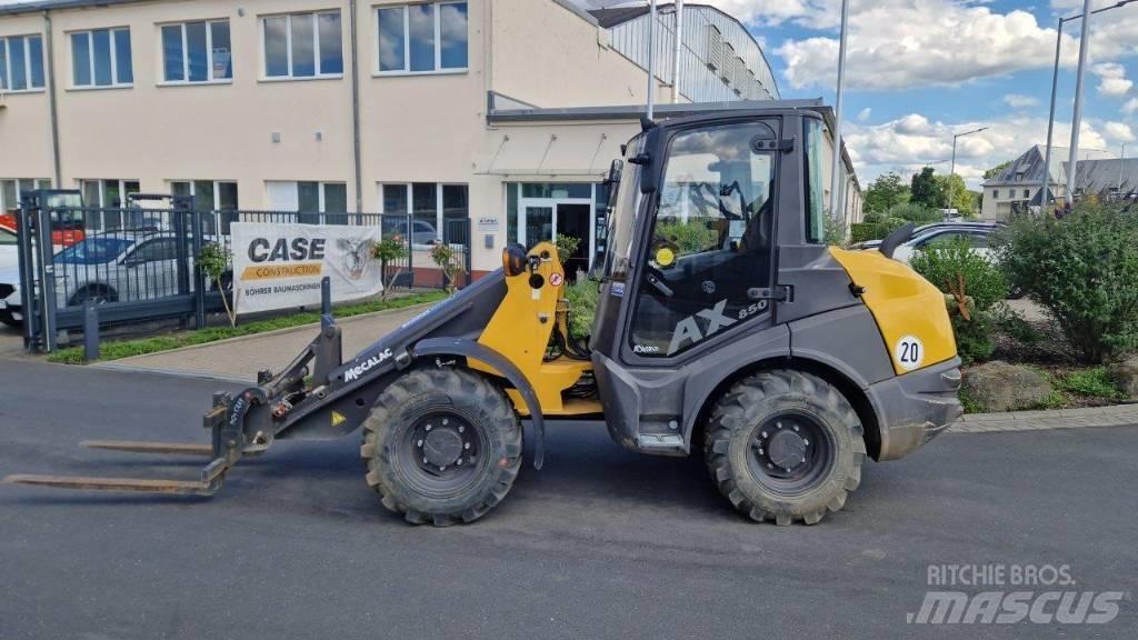 Mecalac AX 850 輪胎式裝載機