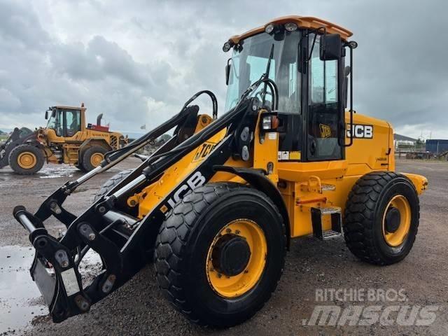 JCB 416 HT 輪胎式裝載機