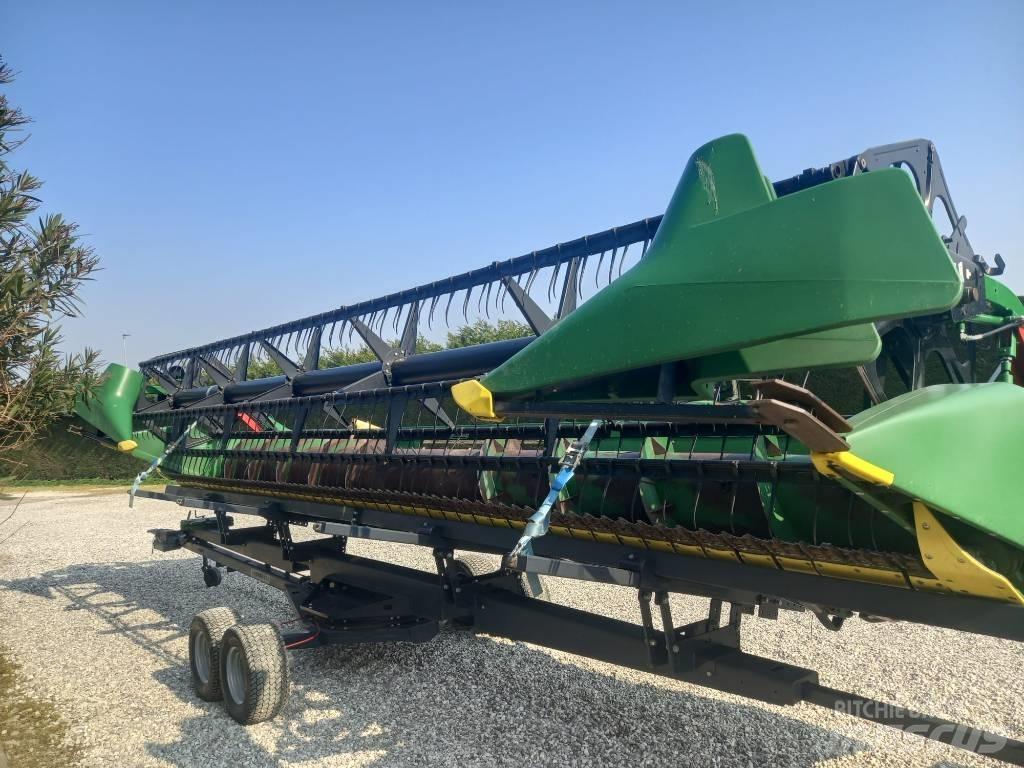 John Deere S 780i 聯合收穫機