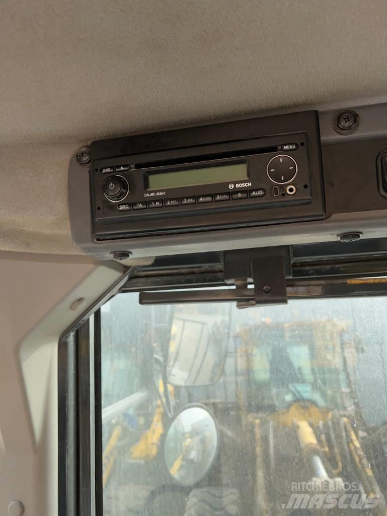 Komatsu WA 380-8 輪胎式裝載機