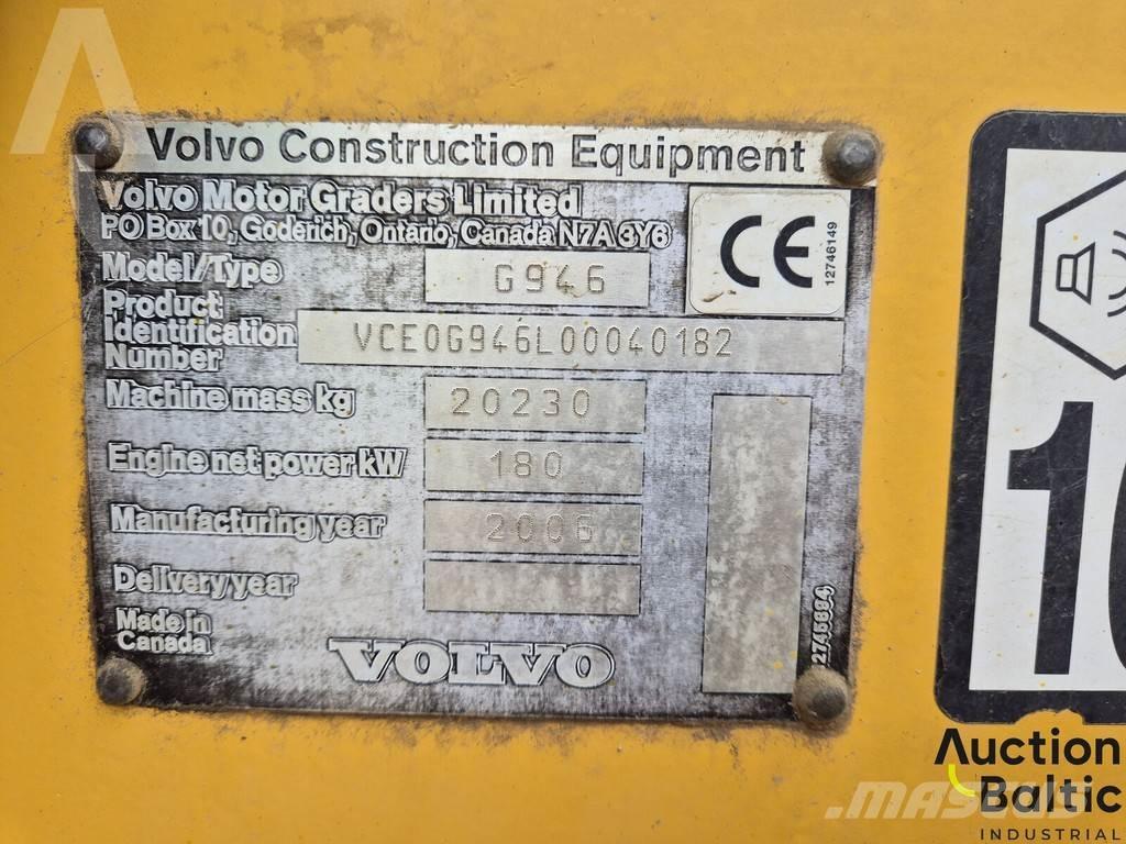 Volvo G 946 平土機