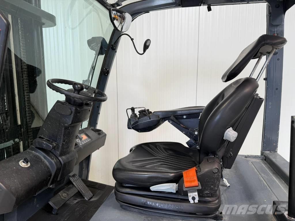 Toyota 8FBMKT30 電動堆高機