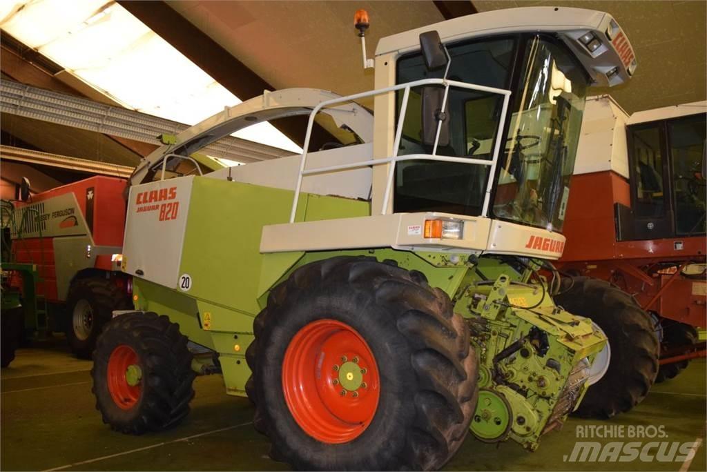 CLAAS Jaguar 820 自走式飼料採集機