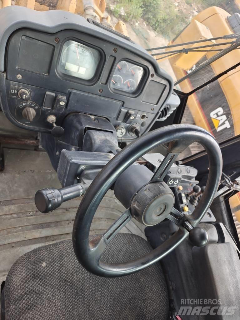 CAT 966 H 輪胎式裝載機