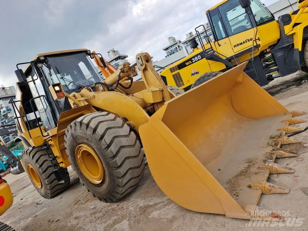CAT 966 H 輪胎式裝載機