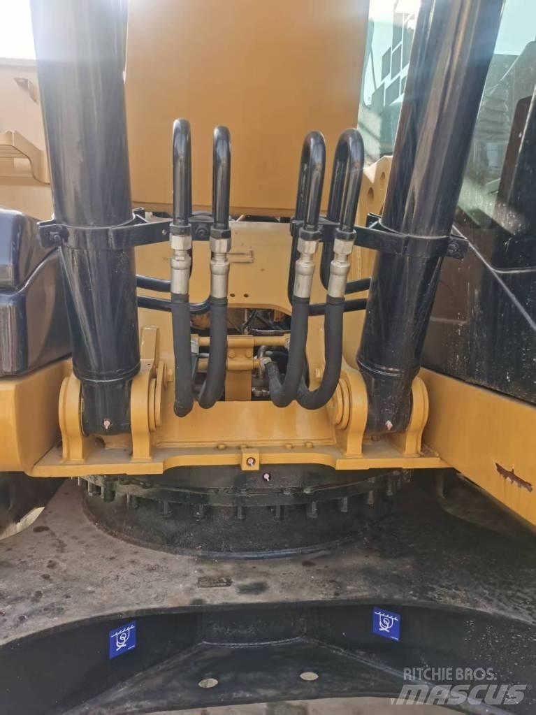 CAT 320d2 履帶式 挖土機/掘鑿機/挖掘機