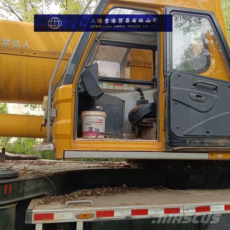 Sany STC 1000A 全路面起重機/吊車