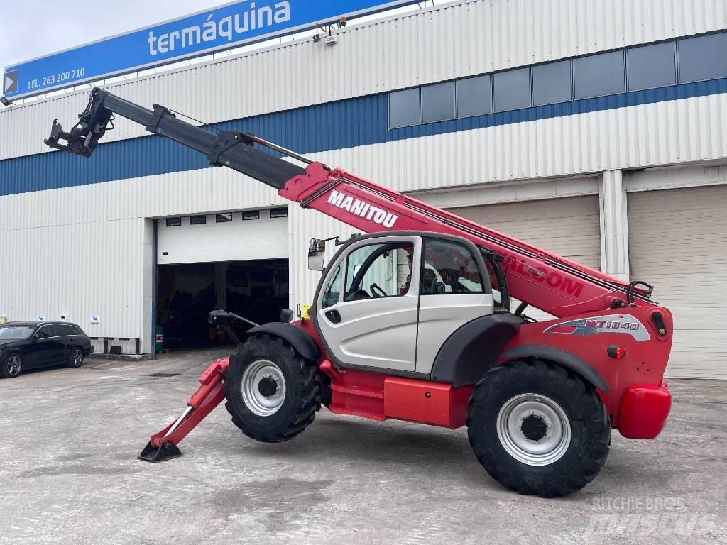 Manitou MT 1840 伸縮臂操作車