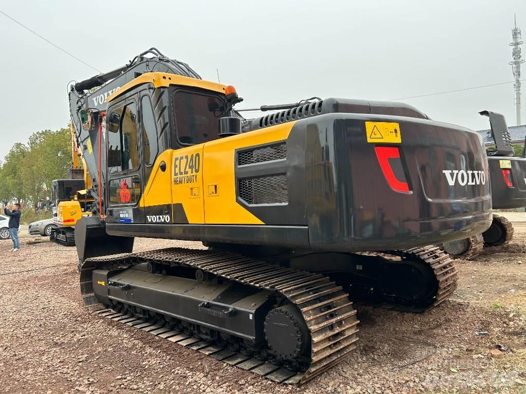 Volvo EC 240 履帶式 挖土機/掘鑿機/挖掘機