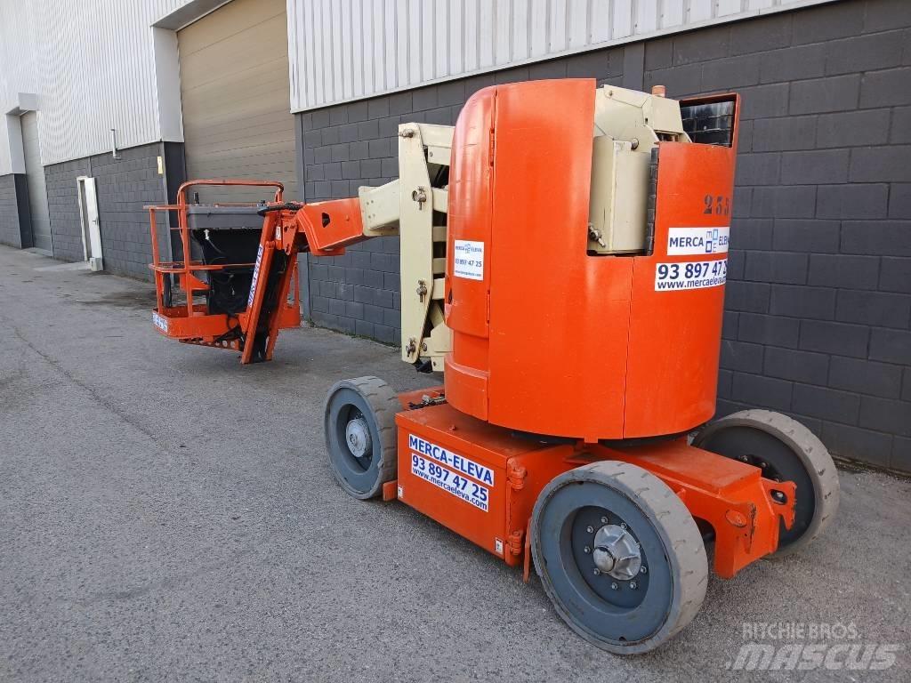 JLG E300AJP 曲臂高空作業車