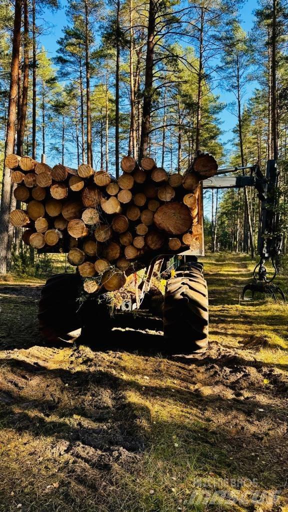 John Deere 1010G 集運機
