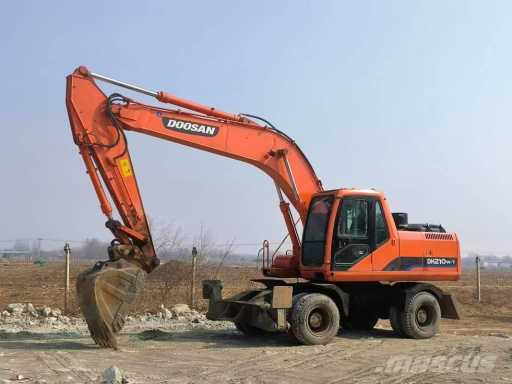 Doosan DH210W-7 旋轉式挖土機/掘鑿機/挖掘機