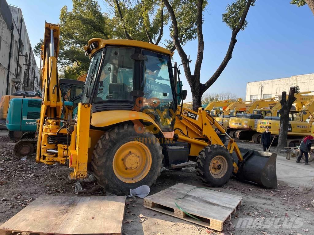 JCB 3 CX 反鏟裝載機