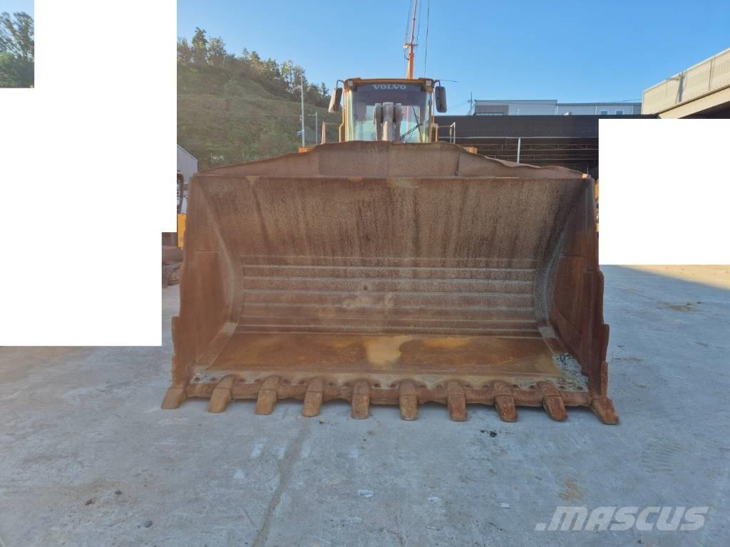 Volvo L 180 E 輪胎式裝載機