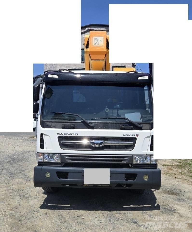 Jinwoo JW450 卡車裝載高空作業車