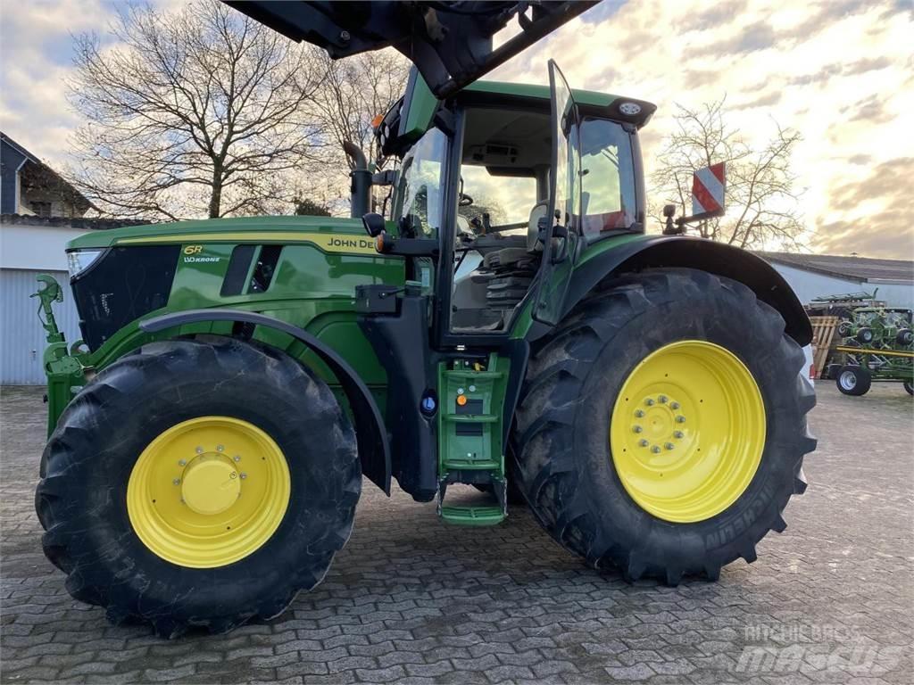 John Deere 6R 215 曳引機