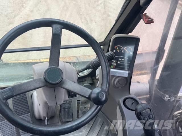 Volvo EW 140 C 旋轉式挖土機/掘鑿機/挖掘機