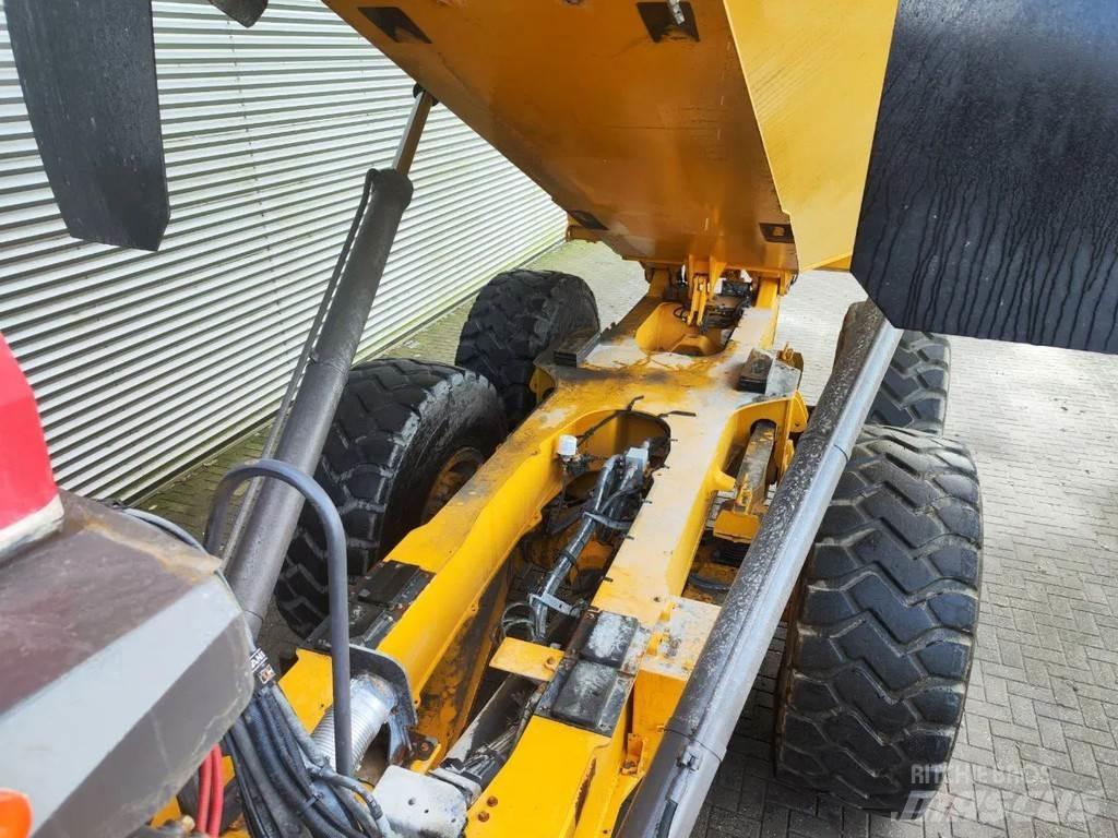 Volvo A25G 6x6 鉸接式起吊車