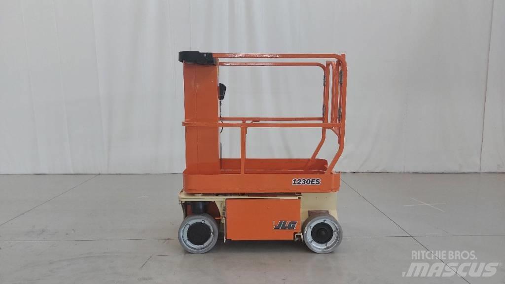 JLG 1230 ES 剪式升降機